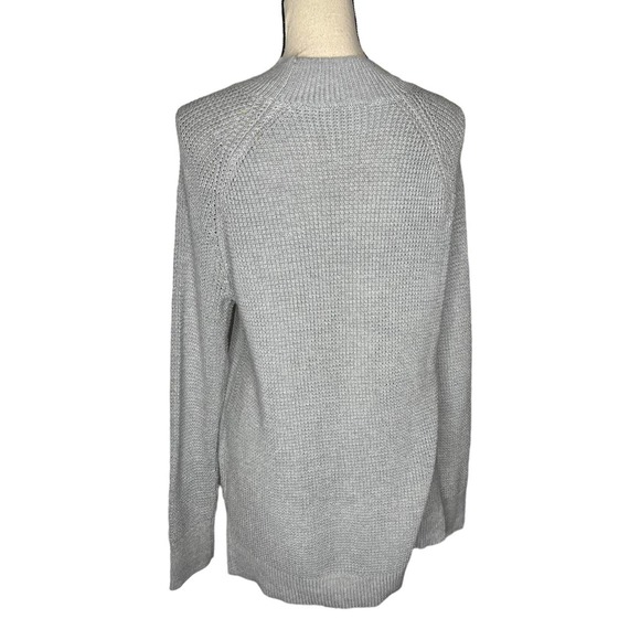 Michael Kors Women's Tunic Sweater Size M in Gray Hi-Lo Long Sleeve - Picture 3 of 6